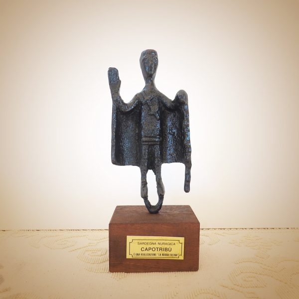 medio-capotribu-h17cm_brunito