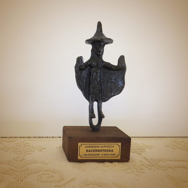 piccolo-sacerdotessa-h10cm_brunito